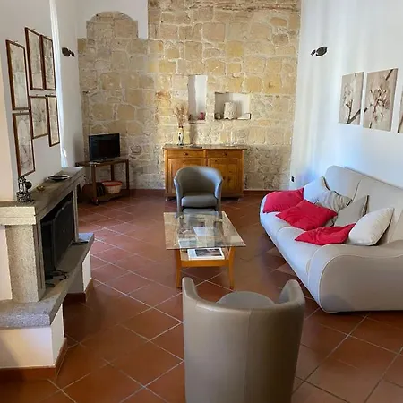Casa Manfredi טרקיניה